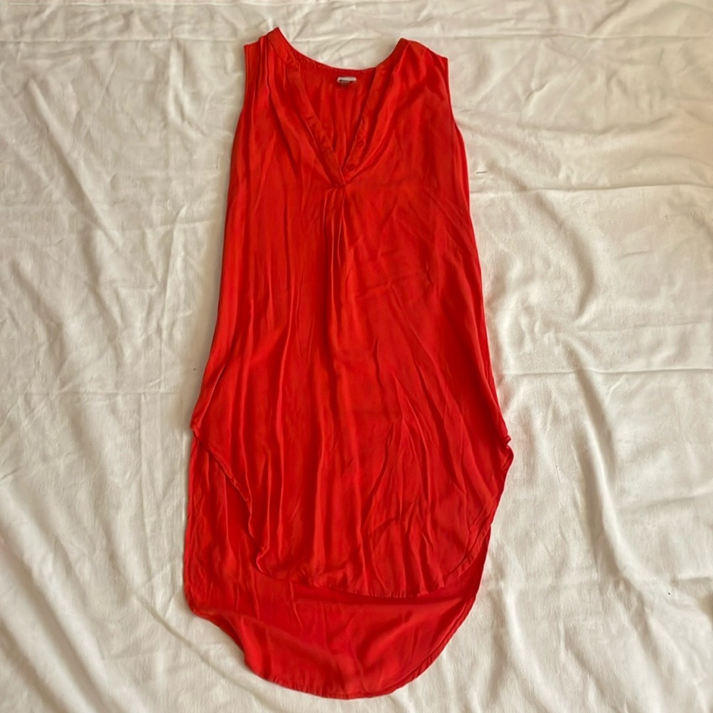 Woman’s casual dress